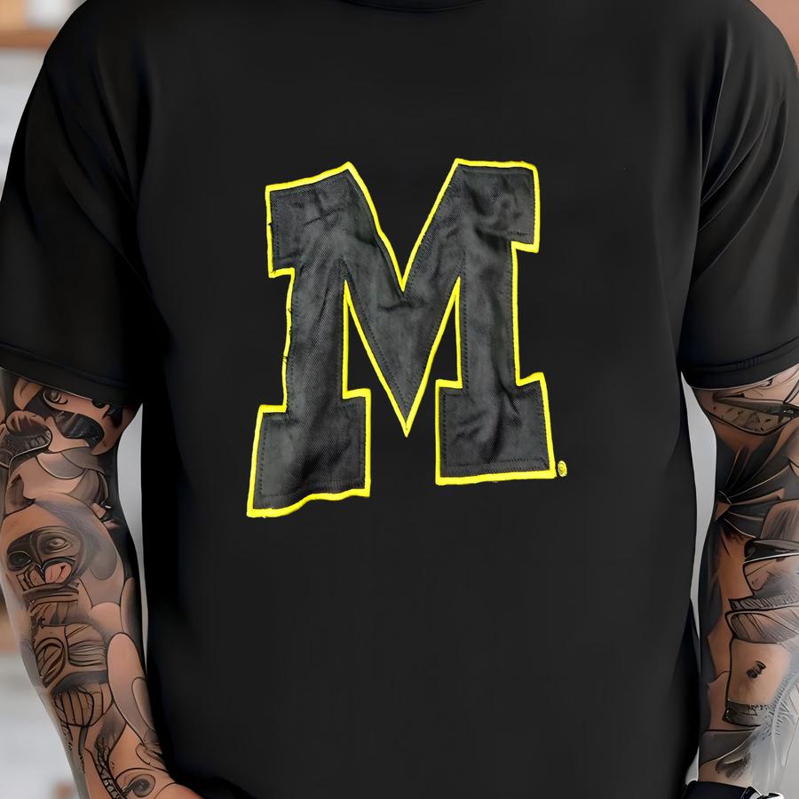 University Of Michigan Wolverines Hoodie T-shirt