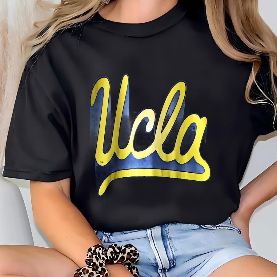 Vintage 90s University Of California Los Angeles Ucla By Reebok Hoodie Ucla Tees Ucla Crewneck Printed Logo Grey Color Men’s M T-shirt