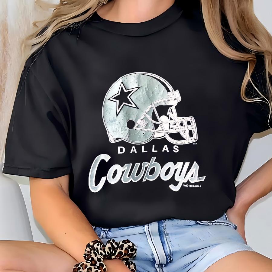 Vintage 90s  Cowboys By Logo 7 Hoodie Cowboys Tees Cowboys Crewneck Printed Logo Blue Color Men’s Fit M T-shirt