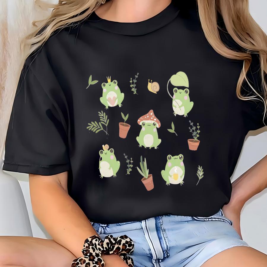 Garden Frog Tee Cute Frog Tote Cottagecore Goblincore Aesthetic Tee Reusable Forestcore Kawaii Market T-shirt