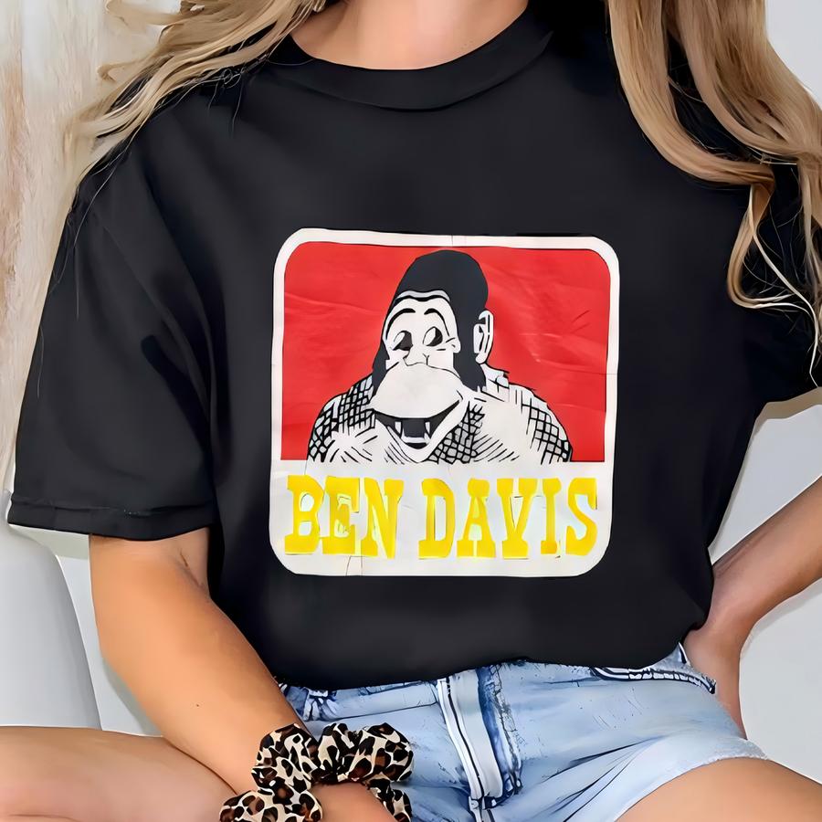 Vintage 90s Big Logo Tee L Size Colour Black T-shirt