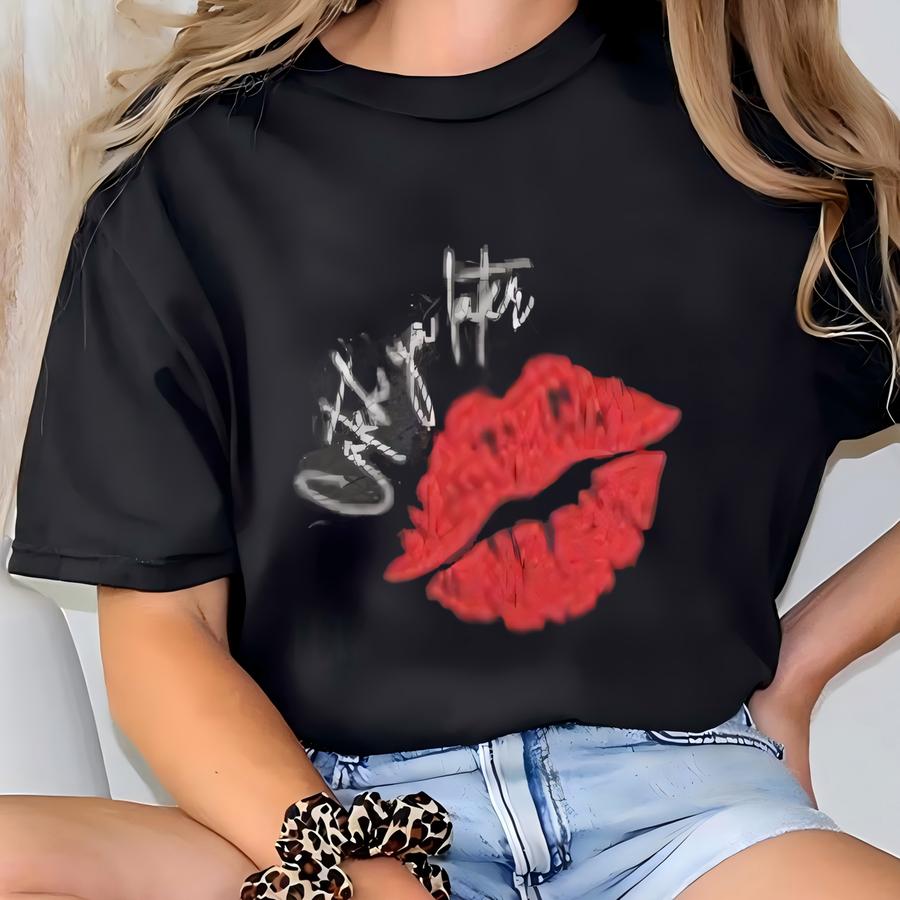 Vintage Catch Ya Later Kiss Crewneck Sweatshirt - Cozy Sweatshirt, Crewneck Sweatshirt, Lipstick Kiss Crewneck Sweatshirt T-shirt