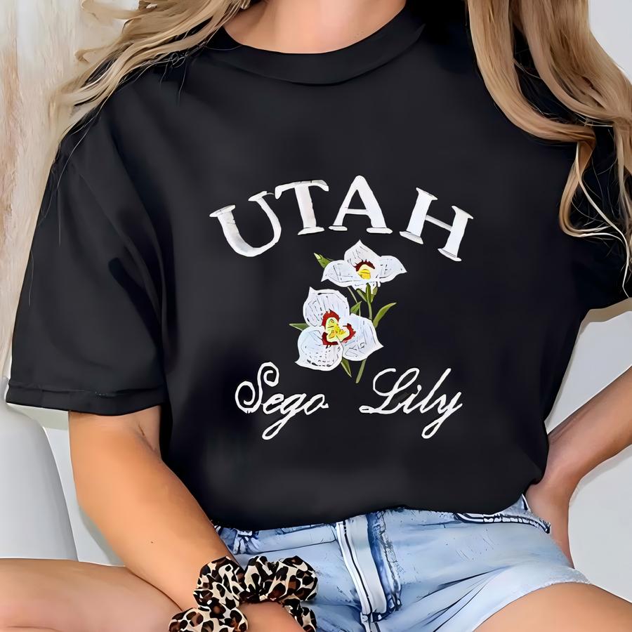 Utah Sego Lily Flower Unisex Sweatshirt, Vintage Inspired Crewneck T-shirt