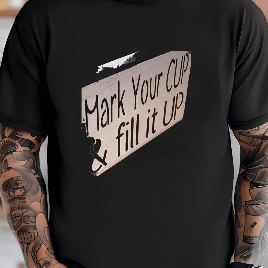 Farmhouse Wooden Solo Cup Holder: Kitchen Party Organizer T-shirt