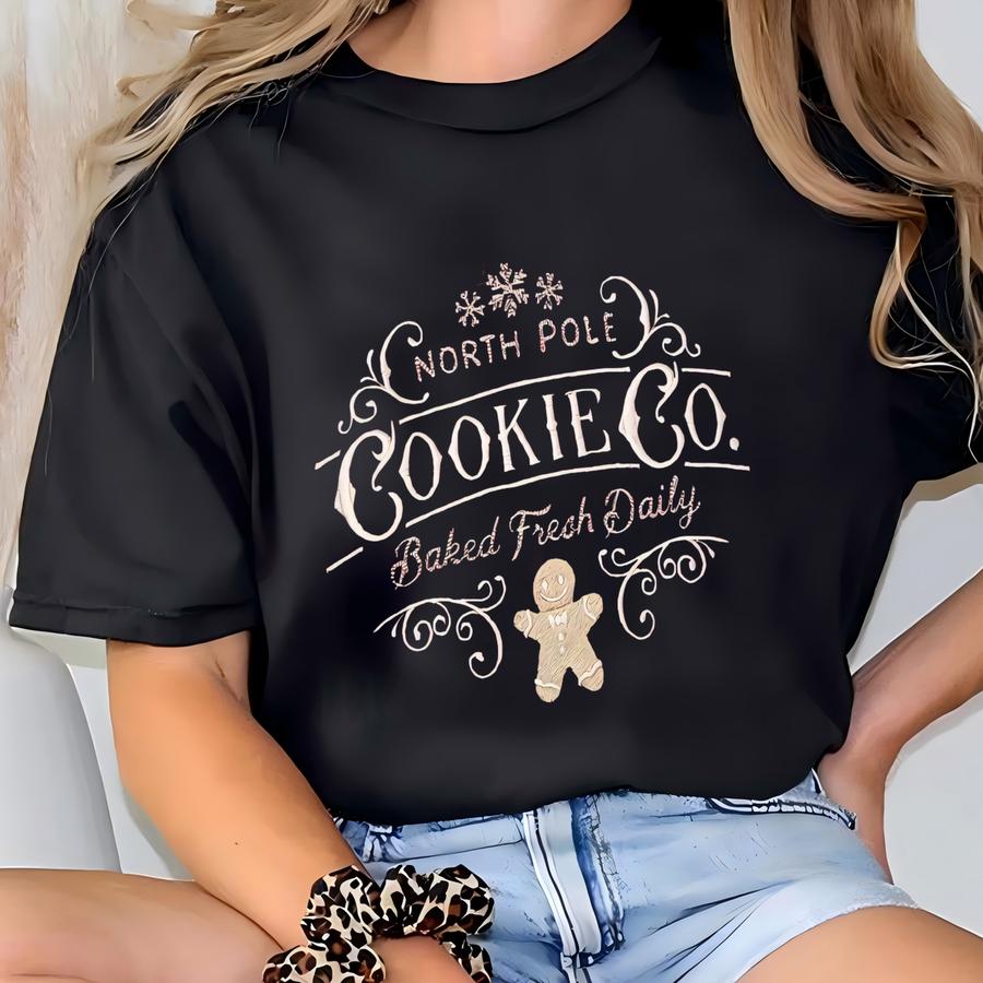 Vintage North Pole Cookie Co Crew Neck, Cookies Cake Sweatshirt Merry Christmas T-shirt