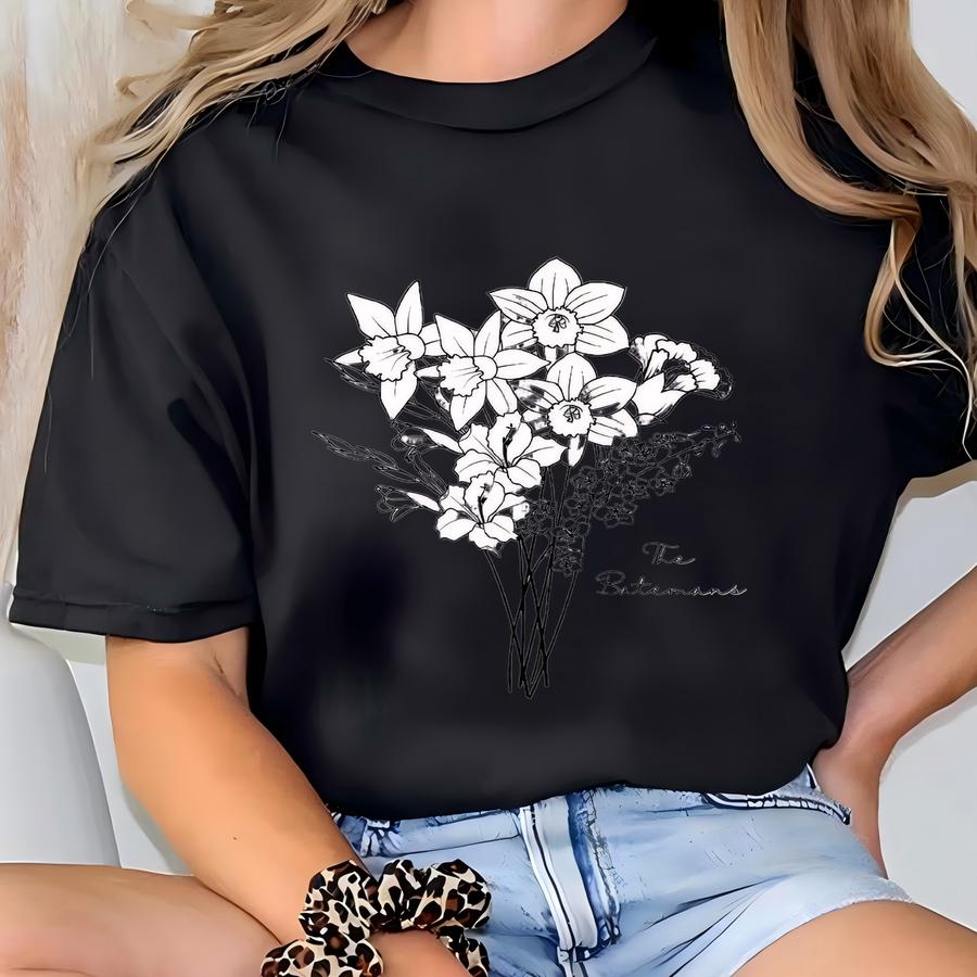 Custom Birth Flower Bouquet Print: Wildflower Wall Art (digital Download) T-shirt