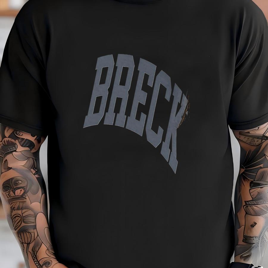 Breck Sweatshirt Faded Vintage Aesthetic Breckenridge Colorado Crewneck Varsity Style Minimalist Unisex Ski Sweatshirt T-shirt