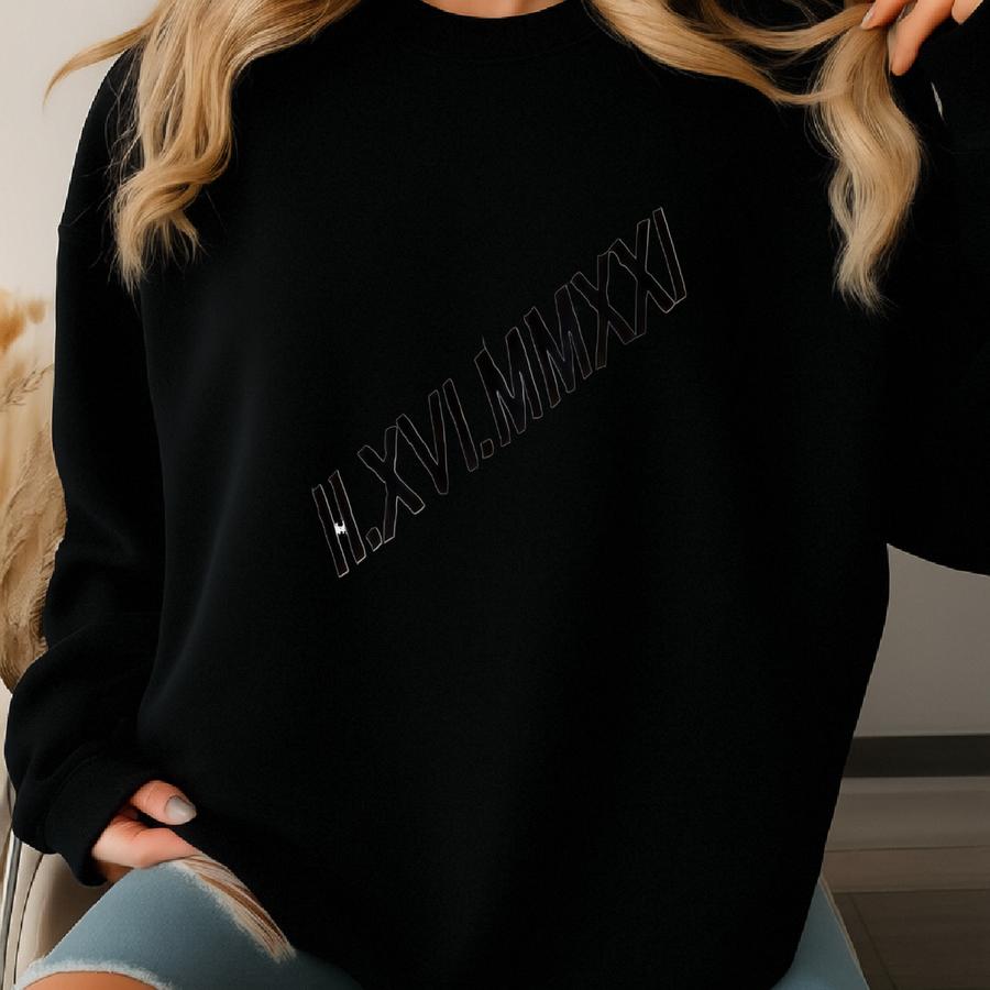 Custom Anniversary Gift For Couples, Sweatshirt With Roman Numerals Date And Sve Initial, Valentines Gift, Gift For Boyfriend Sweatshirt