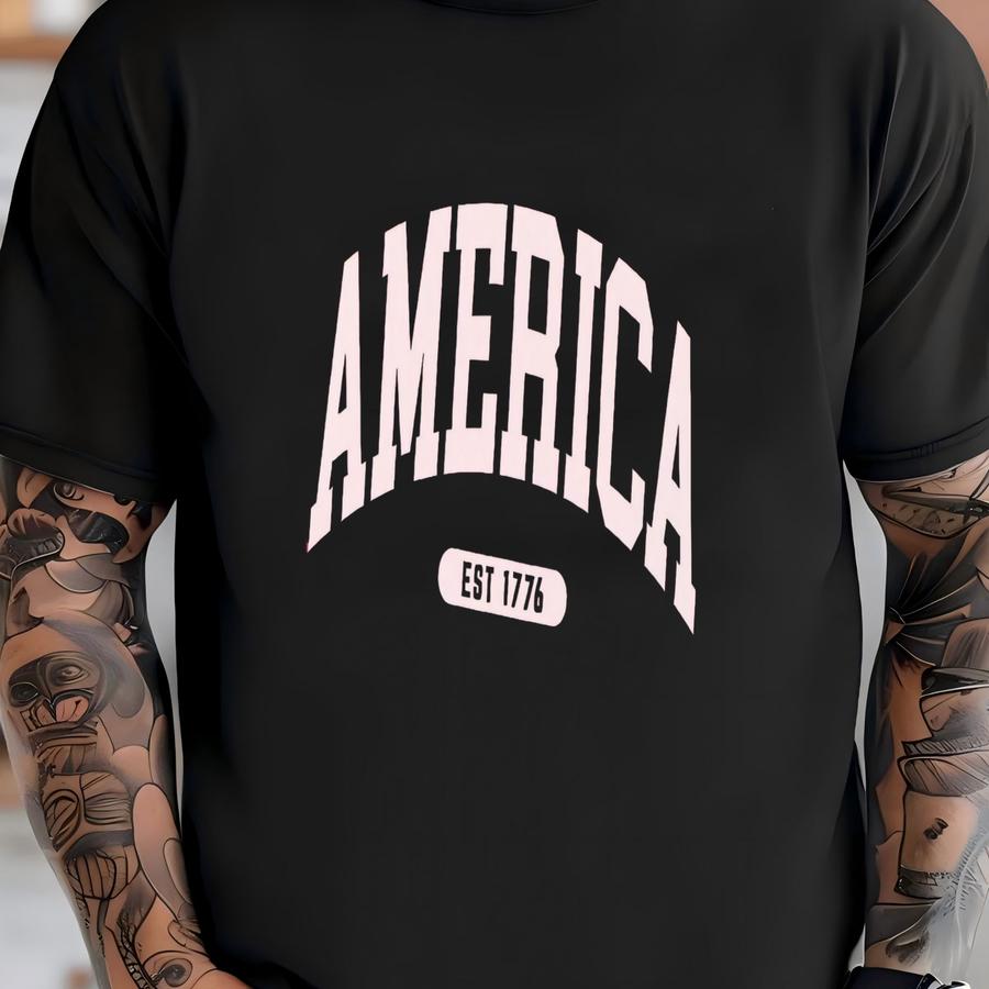 America Est 1776 ® Sweatshirt Faded Vintage Style Aesthetic Unisex Garment-dyed Varsity Crewneck Usa July 4th Sweatshirt T-shirt