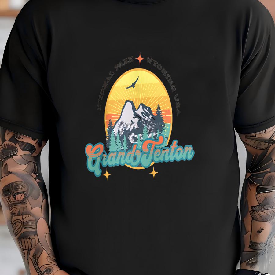 Grand Tenton Sweatshirt, National Park Pullover, Maine Sweater, Camping Crewneck, Vacation Jumper, Travel Souvenir, Oversized Long Outdoorsy T-shirt