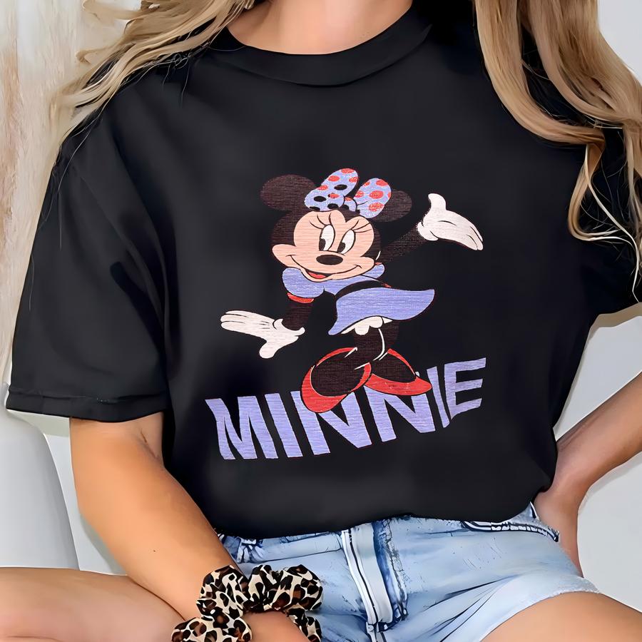 Vintage 90's Mouse Red Crewneck Sweatshirt Size M T-shirt