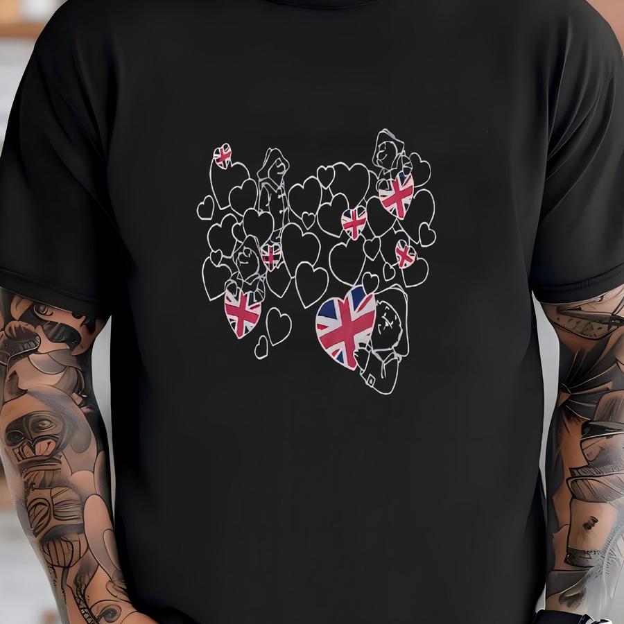 Vintage Paddington Bear Cartoon Women Sweatshirt Medium Size T-shirt