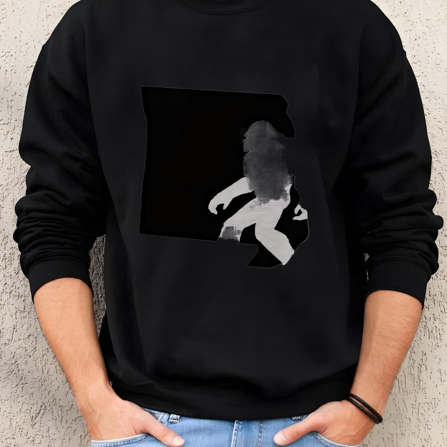 Missouri State Outline With Bigfoot Unisex Heavy Blend Hooded Sweatshirt Sweatshirt