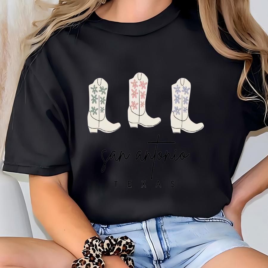 San Antonio Crewneck, San Antonio Texas Sweatshirt, San Antonio Bachelorette Shirts, San Antonio Gifts, San Antonio Shirt Women T-shirt