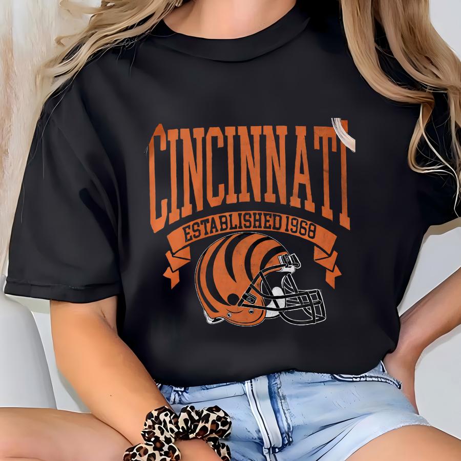 Cincinnati Shirt, Retro Cincinnati Tee, Vintage Style Cincinnati, Game Day Apparel, Cincinnati Football Shirt T-shirt