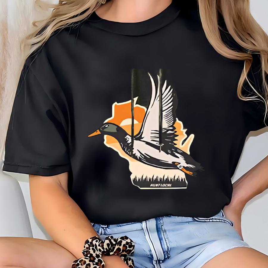 - Sunset Duck Hunting Hoodie, Waterfowl Hunt Sweatshirt, Men's, Women's, Duck Hunter Sweater, Gifts For Duck Hunters Gifts For Dad T-shirt