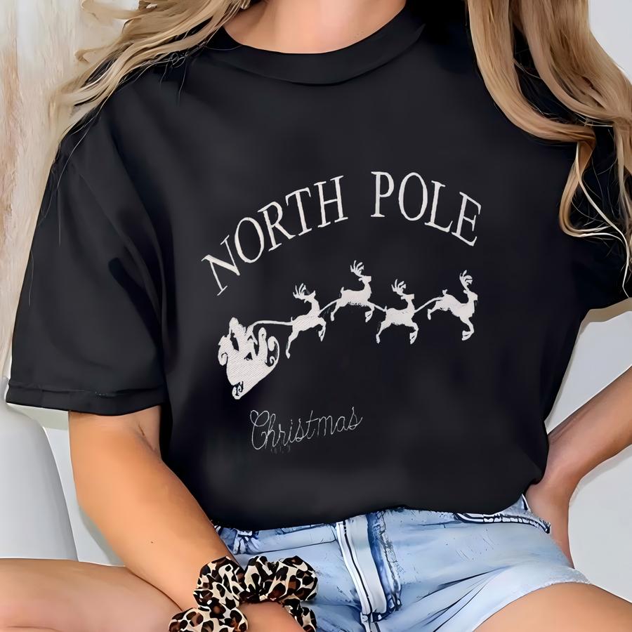 Vintage North Pole Christmas Spirit Sweatshirt - Crew Neck T-shirt