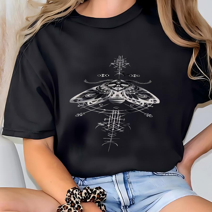 Mystical Butterfly Sweatshirt, Butterfly Sweatshirt, Mystical Sweatshirt, Boho Celestial Hoodie, Spiritual Sweatshirt, Witch Deck Hoodie T-shirt