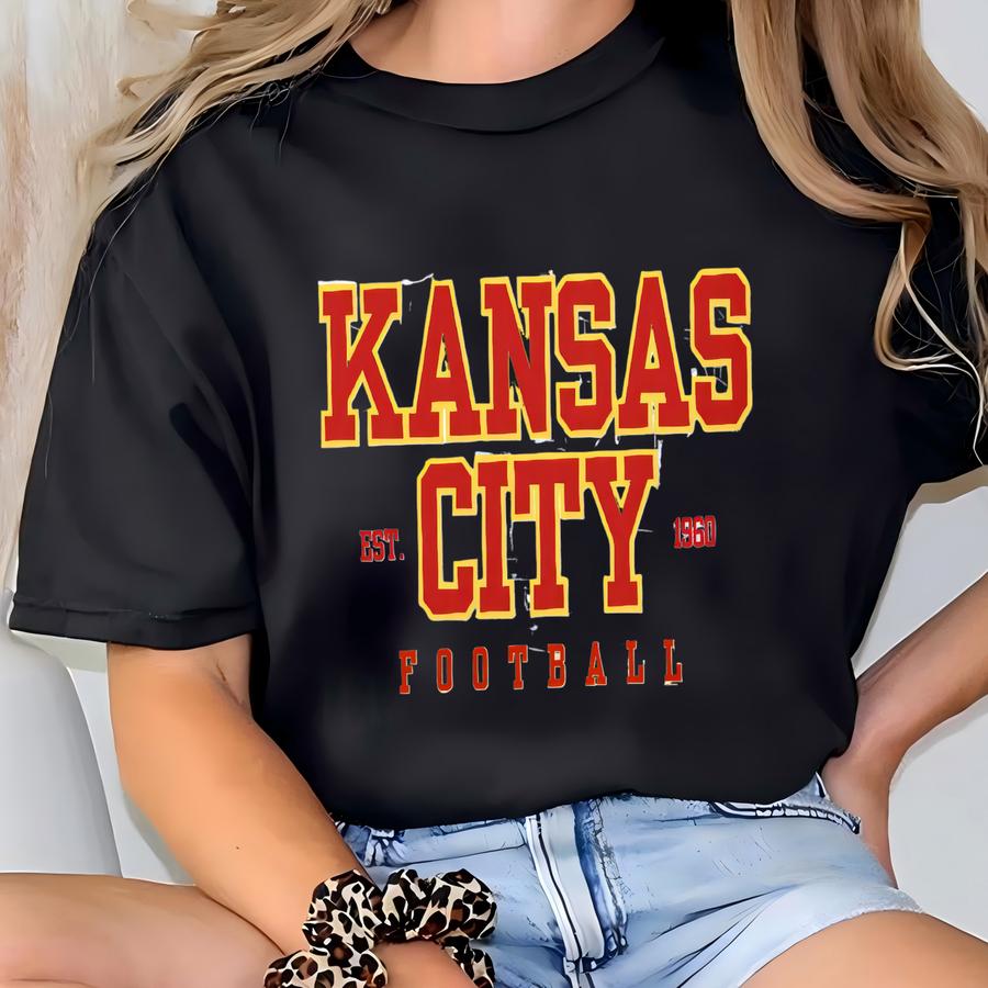 Kansas City Football Sweatshirt, Unisex Heavy Blend™ Crewneck Sweatshirt, Kansas City Crewneck, Kansas City Mo, Women's Football Merch T-shirt