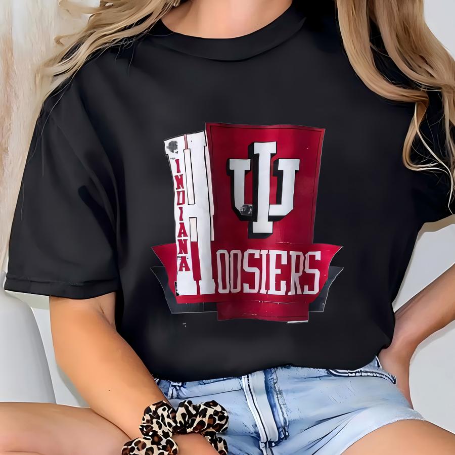 Vintage 80s Distressed A Hoosiers Basketball Sweatshirt A Crewneck A Pullover Printed Logo White Color Men's Fit M T-shirt