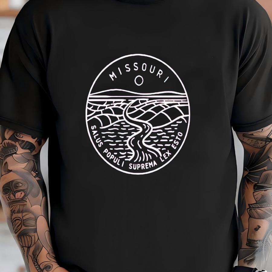 Missouri Unisex Hoodie: State Souvenir Travel Top T-shirt