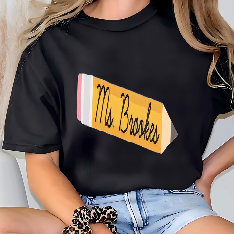 Custom Teacher Sweatshirt, Teacher Sweatshirt, Personalize Gifts, Teachers Day Gift, Custom Sweatshirt, Teacher Gift, Custom Mrs Hoodie T-shirt