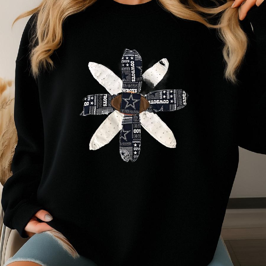 Cowboys Women’s Oversized Lg With Bling. Sweatshirt