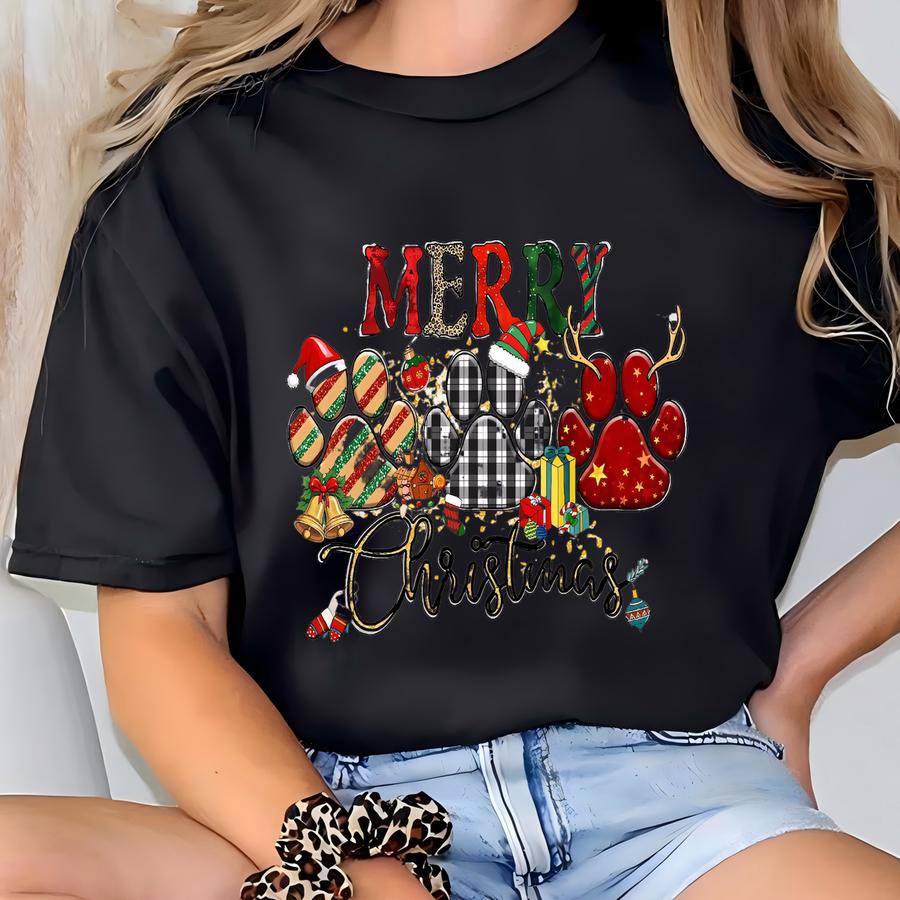 Merry Christmas Dogs Sweatshirt, Dog Mom Shirt, Christmas Dog Sweater, Dogs Paws Crewneck, Christmas Sweatshirt,puppies Shirt,xmas Tee Gift T-shirt