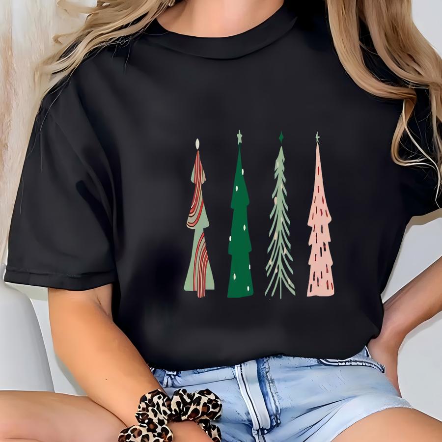 Cute Christmas Tree Sweatshirt, Unisex Heavy Blend™ Crewneck Sweatshirt, Holiday Crewneck, Xmas Pullover, Christmas Tree Shirt, Santa T-shirt