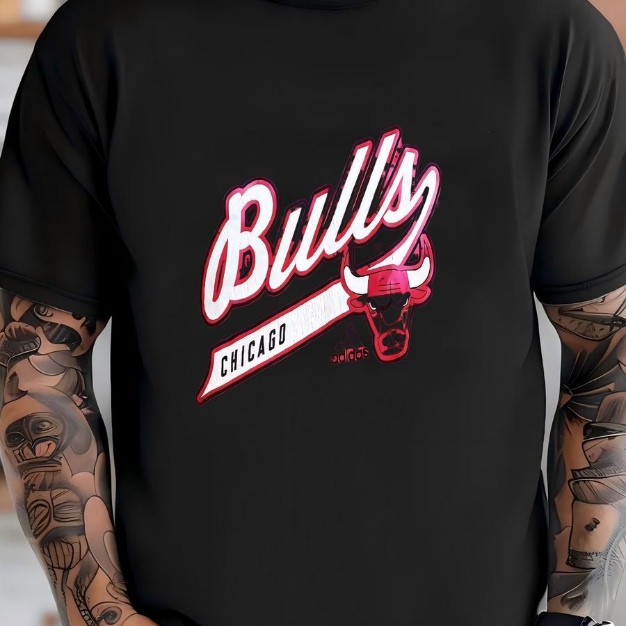 Women's Chicago Bulls Acid Wash Cropped Hoodie T-shirt