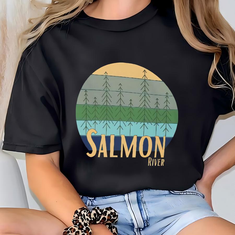 Salmon River. Salmon River Rafting. Whitewater Rafting. Adventure. Idaho Adventure. Salmon River Hoodie. Idaho Gifts. Salmon River Gifts. T-shirt