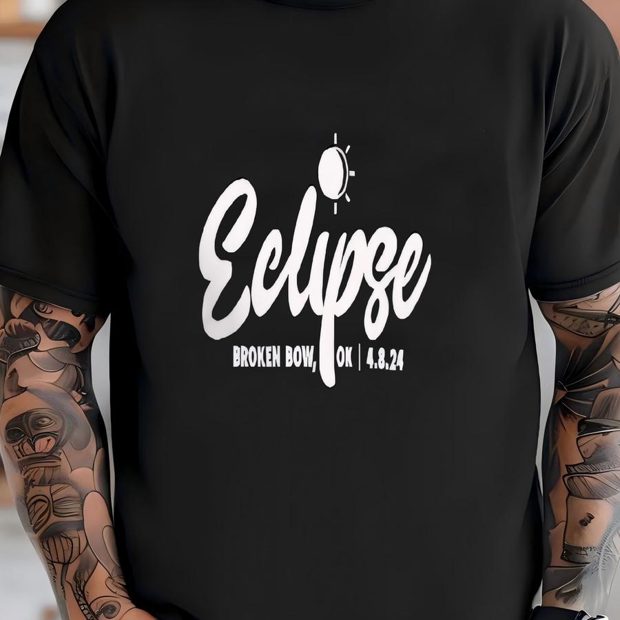 Eclipse Path Broken Bow Oklahoma Unisex Hoodie T-shirt