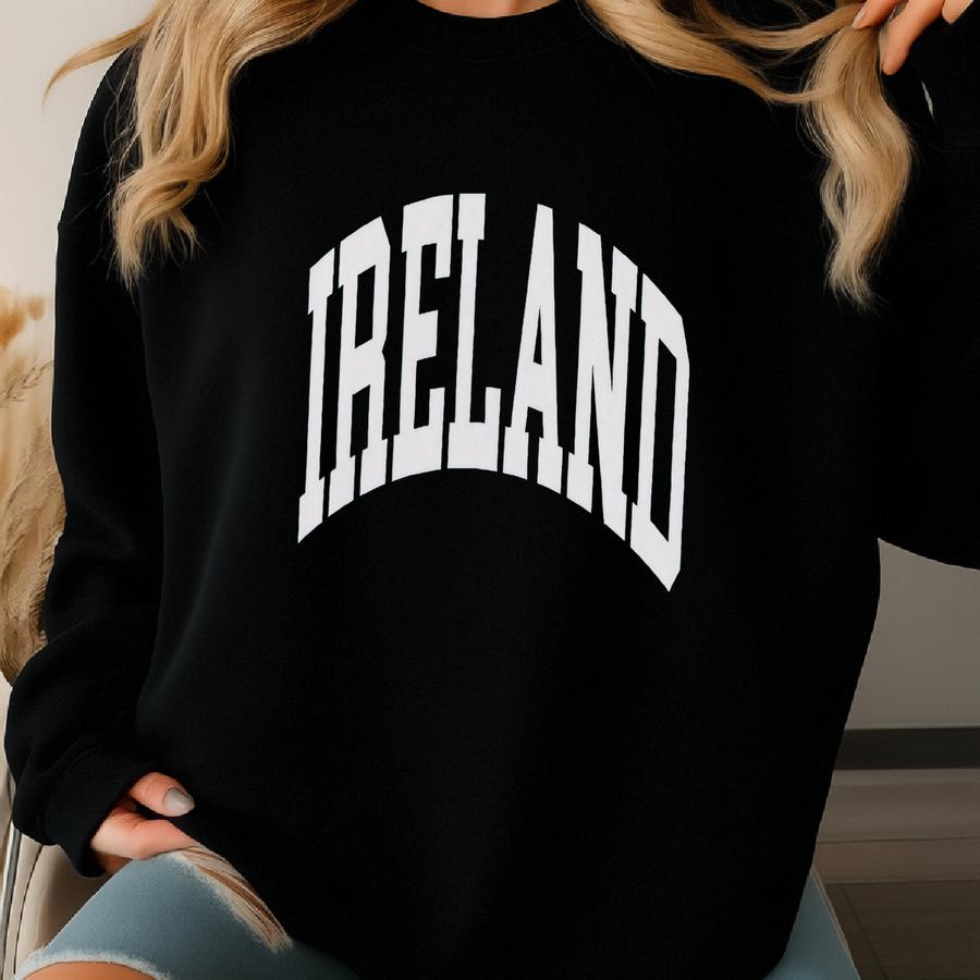 ® Ireland Sweatshirt Vintage Aesthetic Ireland Crewneck St Patricks Day Sweatshirt Ireland Premium Unisex Sweatshirt Sweatshirt