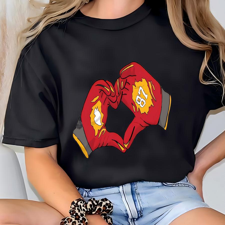 Heart Hands Touchdown T-shirt