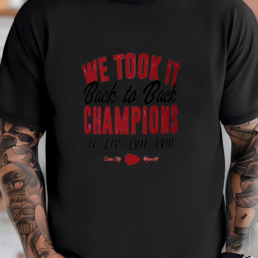 Kansas City Champs Mug - Kansas City, Football, Fans, World Champions, Champs, Mahomes, Kelce, Coffee Mug, Tea, Father's Day, Gift T-shirt