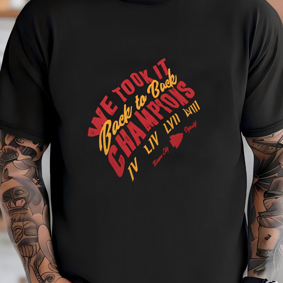 We Took It Back To Back Champs Microfiber Blanket - Kansas City, Football, Fans, World Champions, Champs, Mahomes, Kelce, Gift T-shirt