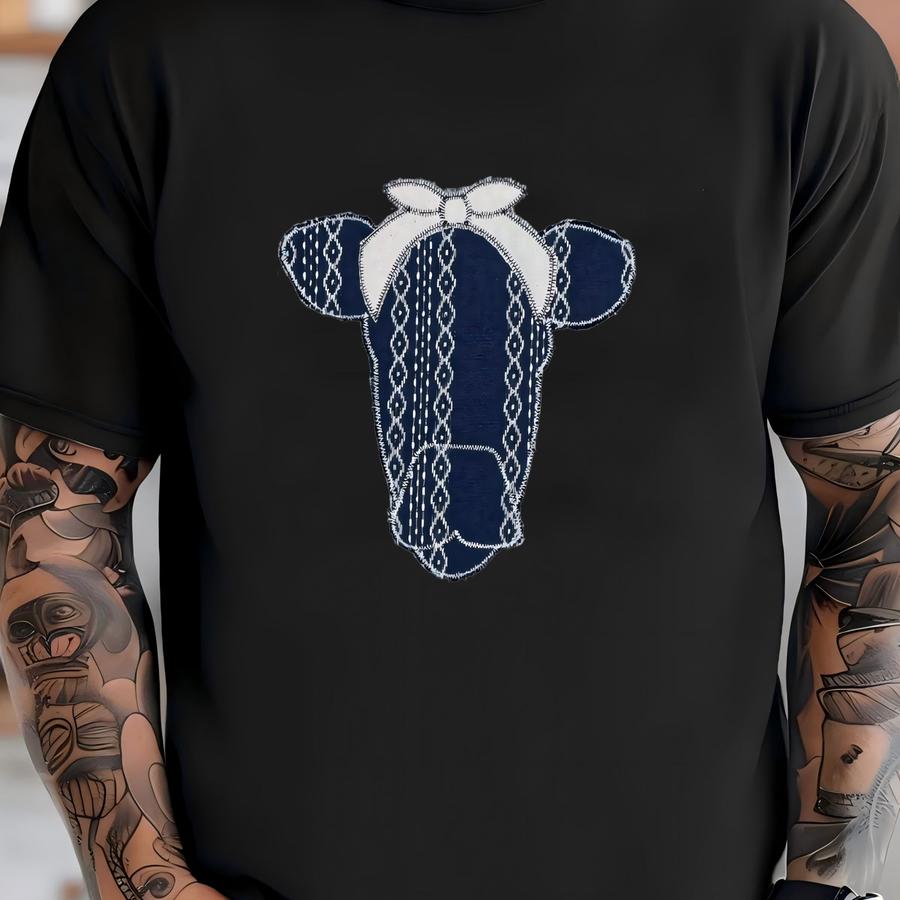 Navy Western Boho Cow Tee, Cow, Cow Shirt, Cows, Farm, Western, Boho, Bohemian, Navy, Women's Gift, Girl Gift, Birthday Gift, Christmas Gift T-shirt