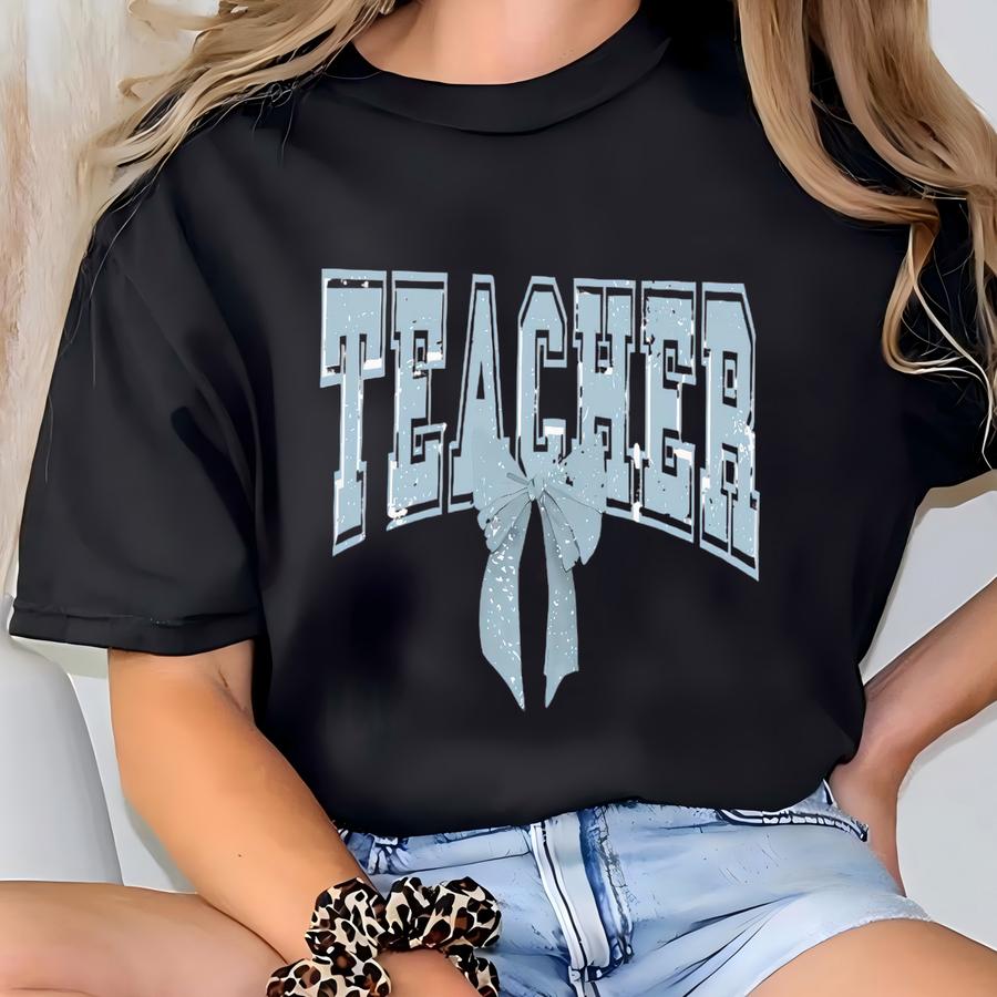 Teacher Coquette Bow T Shirt, Teacher Shirt, New Teacher, Back To School Shirt, Soft Girl Aesthetic, Gift For Teacher T-shirt