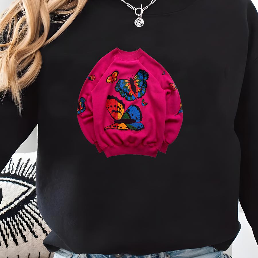 Vintage 90s Butterfly Nature Lover Graphic Crewneck Sweatshirt