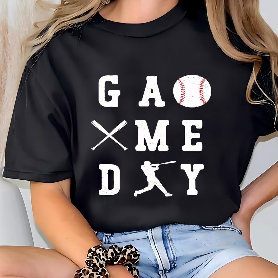 Retro Baseball Mom Hoodie: Game Day Vibes Tee T-shirt