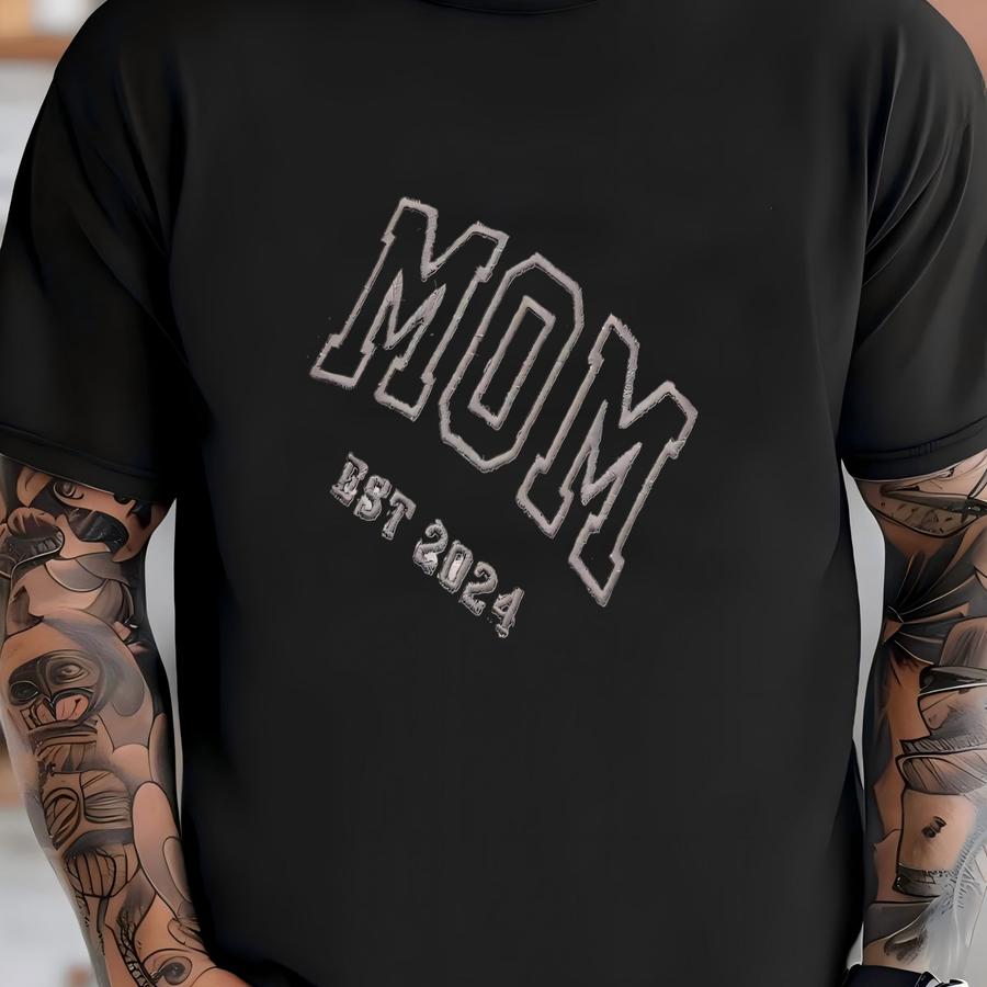 Mom Sweatshirt: Personalized Name Sve, Mama Crewneck T-shirt