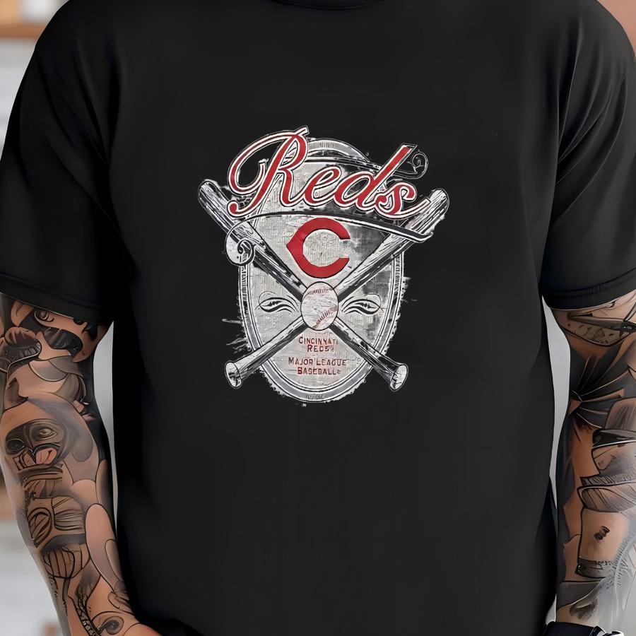 Vintage Y2k Mlb Sportswear Cincinnati Reds Major League Baseball Art Print Crewneck Tshirt M Size T-shirt