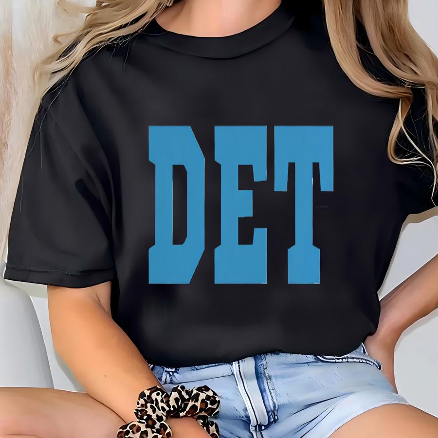 Detroit Football Shirt, Lions Football Shirt, Detroit Football Apparel, Lions Sports Apparel, Retro Detroit Football Gift, Lions Fan Gift T-shirt