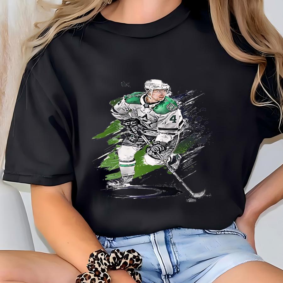 Miro Heiskanen Poster Stars Wall Art Print Hockey Sports Poster Canvas Print Framed Poster Hockey Poster Home Decor G47 T-shirt