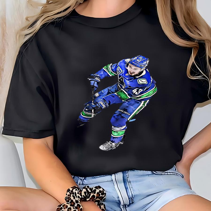 Quinn Hughes Poster Vancouver Canucks Wall Art Print Hockey Sports Poster Canvas Print Framed Poster Hockey Poster Home Decor G71 T-shirt