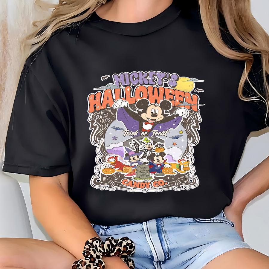 's Halloween Shirt, Halloween Shirt, Halloween Sweatshirt, Spooky Shirt, Skeletons Shirt, Pumpkin Shirt, Trick Or Treat Shirt T-shirt