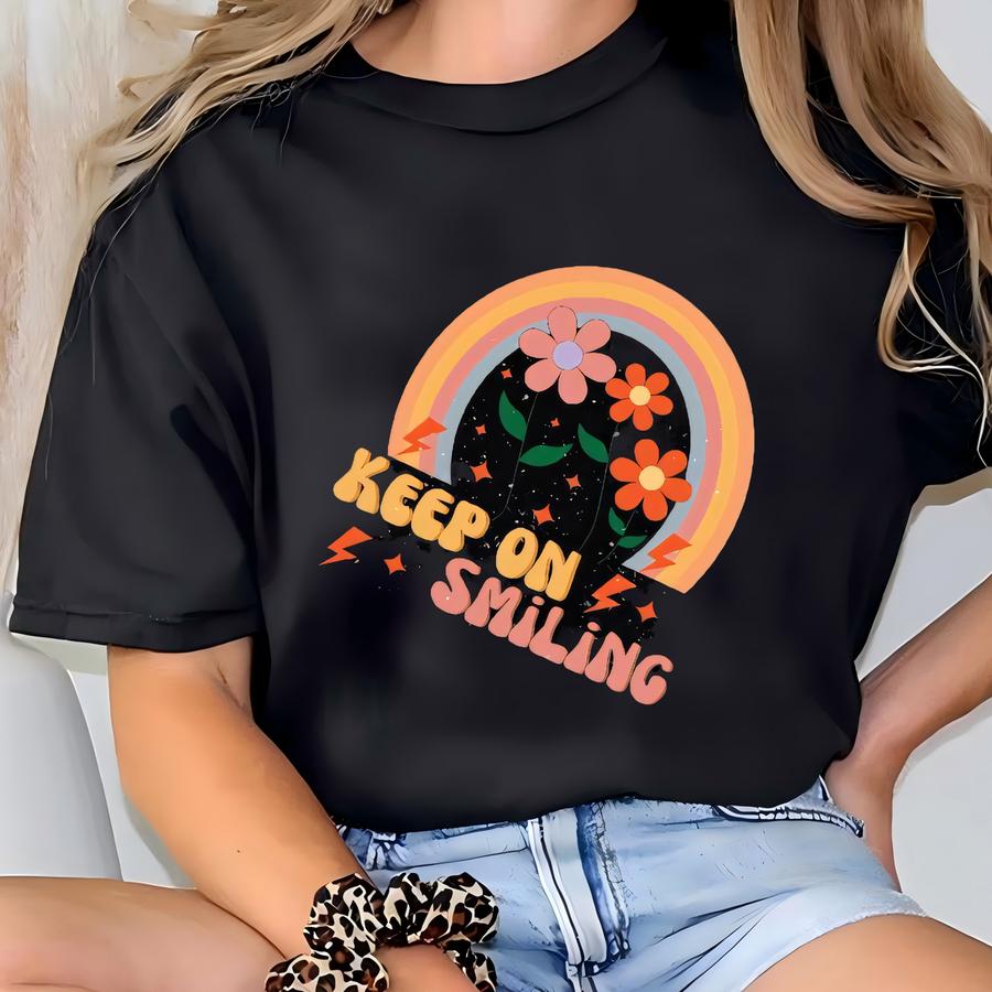 Retro Floral 'keep On Smiling' Hoodie: Motivational Positive Vibes T-shirt