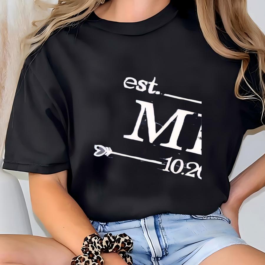 Personalized Mr Mrs Shirts, Just Married Couples Hoodie, Mr And Mrs Couple Est Shirt, Engagement Party Shirt, Custom Honeymoon Wedding Tee T-shirt