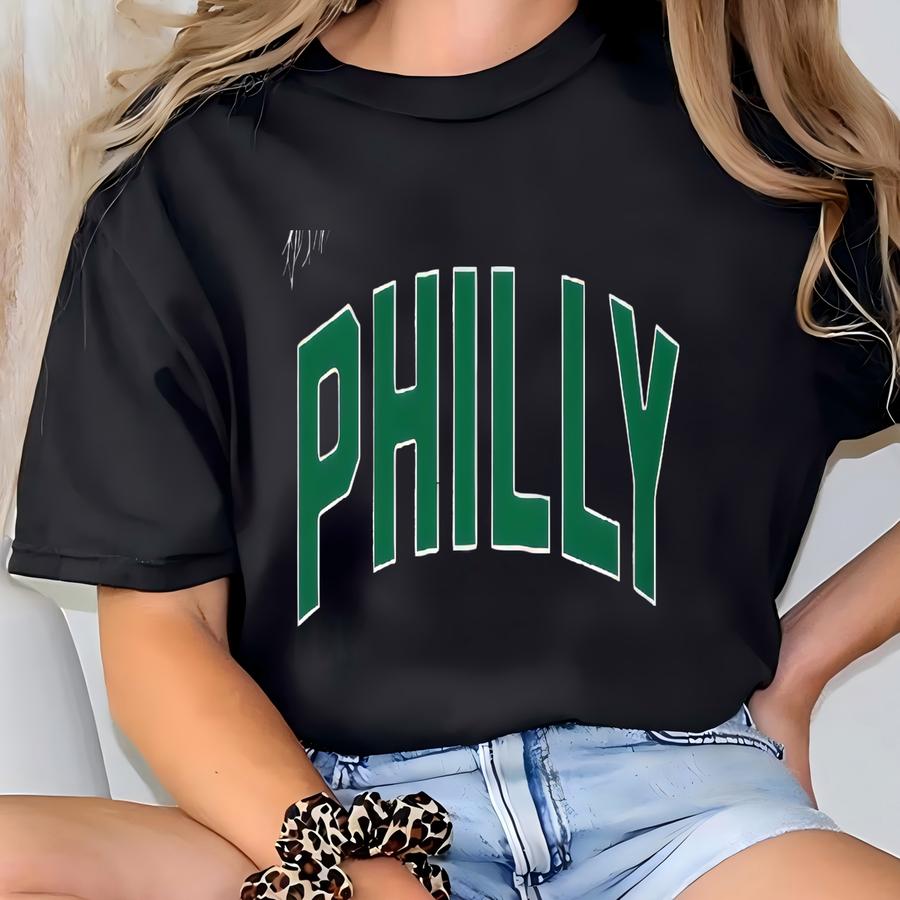 Philadelphia Football Vintage Style Shirt,philadelphia Football Tshirt,football Tshirt, Philadelphia Retro Crewneck T-shirt