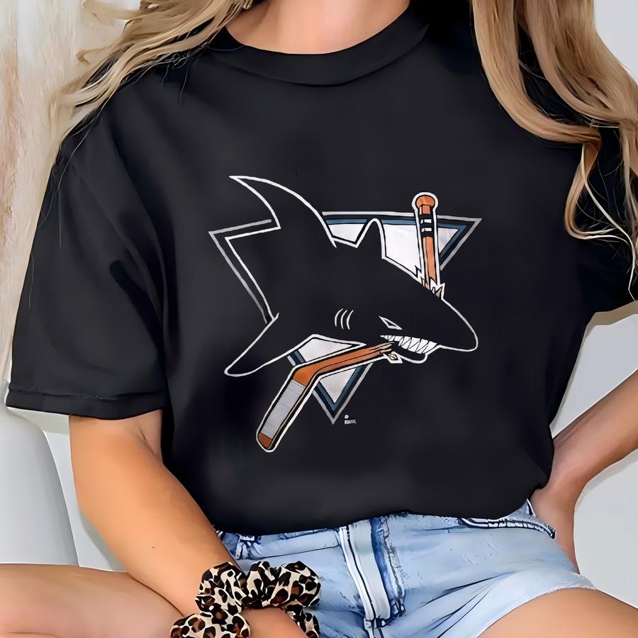 Vintage San Jose Sharks Hoodie T-shirt